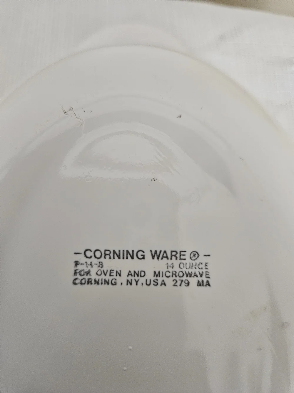 Corning Ware Casserole Dish With Pyrex Lid - Elegant Oven-to-Table Bakeware 14oz